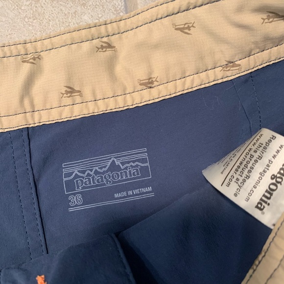 Patagonia mens swim trunks - Picture 2 of 5